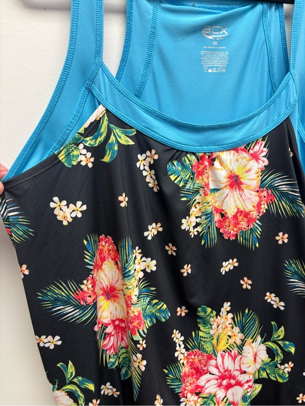 4 for $25 🌺 ACX Active Tropical Floral Layered Tank 2X 🌺 - Picture 3 of 6